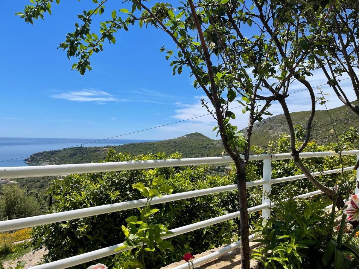 Persephone Hotel Himare Exterior photo