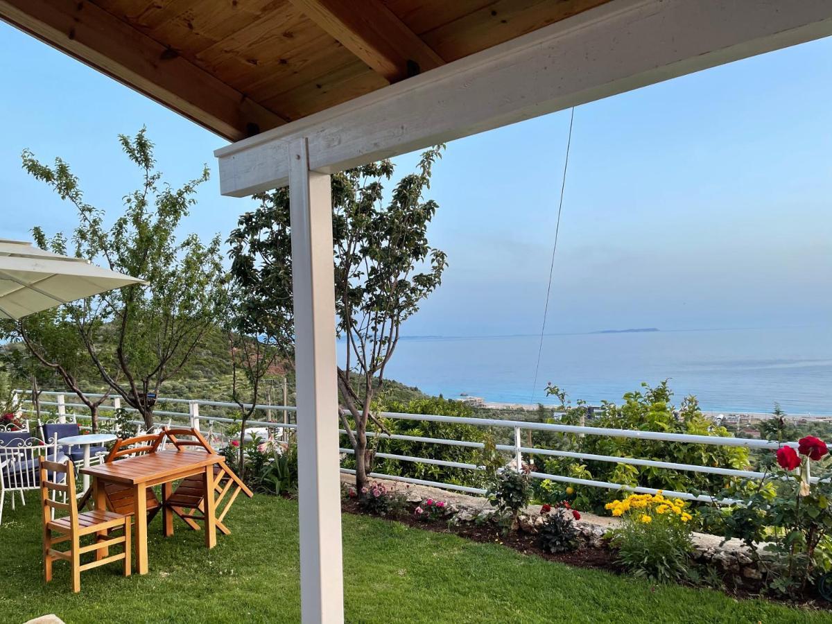 Persephone Hotel Himare Exterior photo