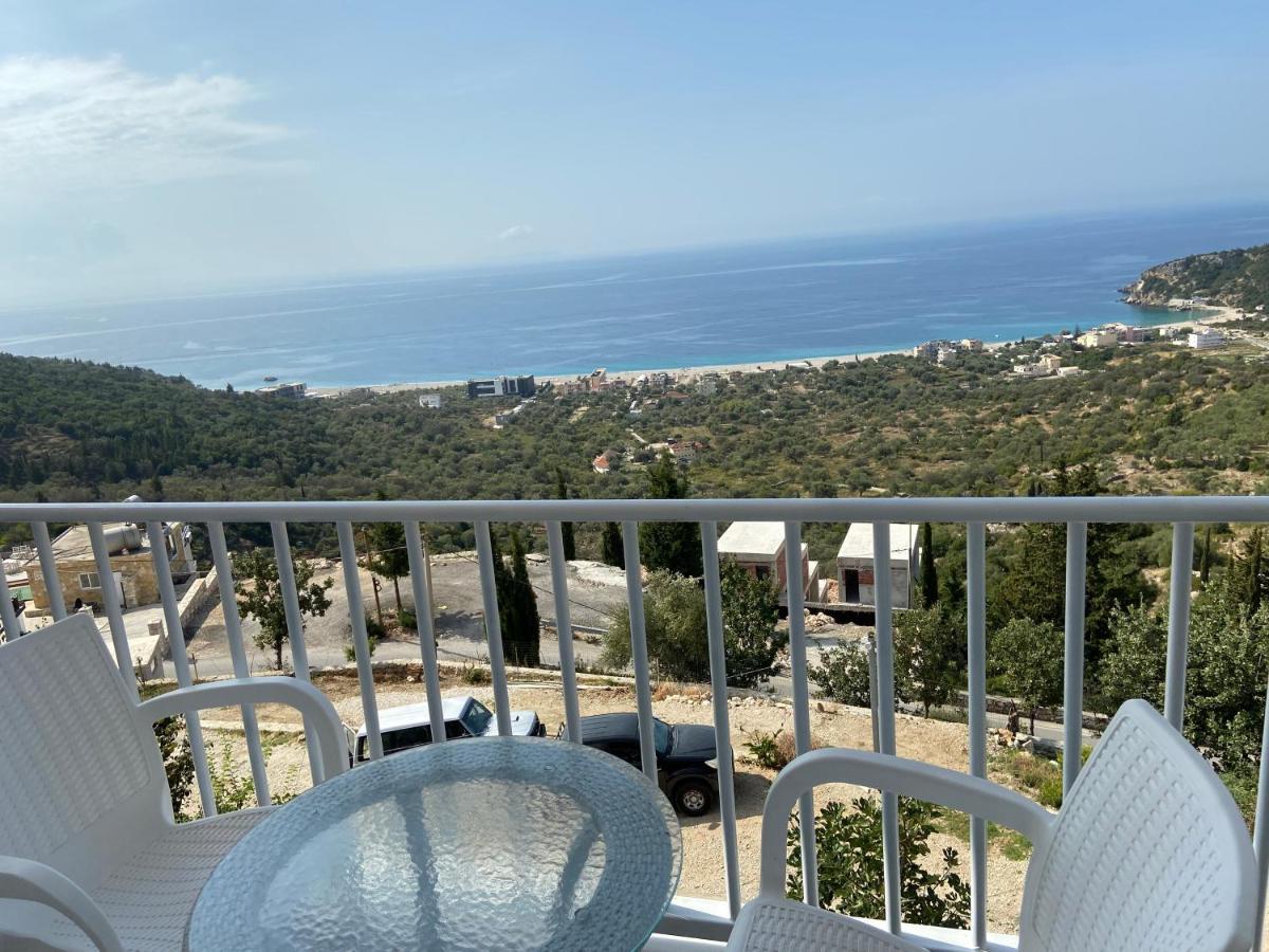 Persephone Hotel Himare Exterior photo