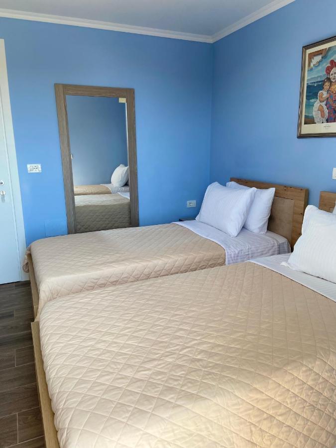 Persephone Hotel Himare Exterior photo