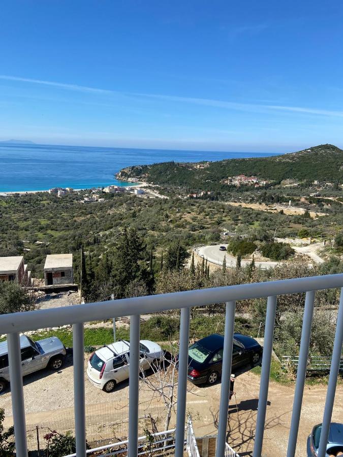 Persephone Hotel Himare Exterior photo